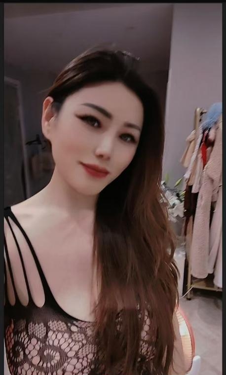 光谷红唇 2