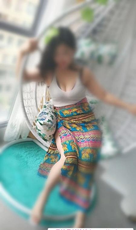 春节不打烊姐姐 2