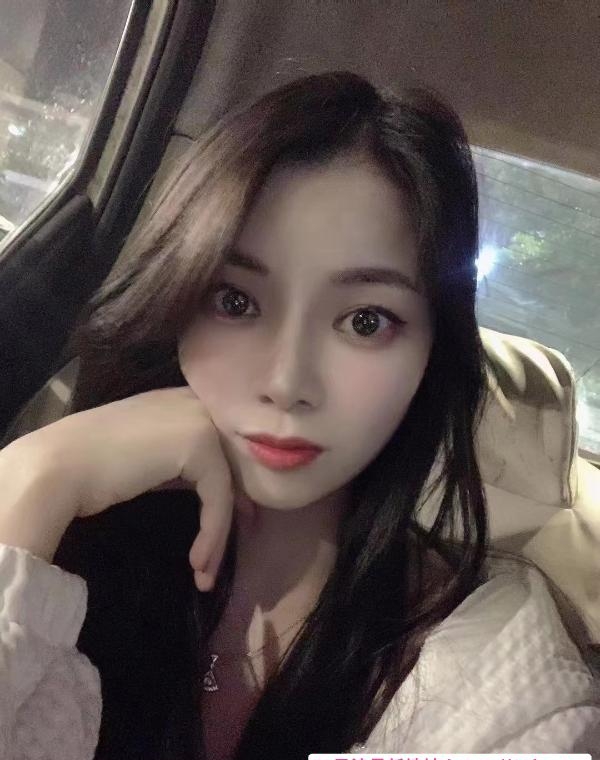 高个性感美女 2