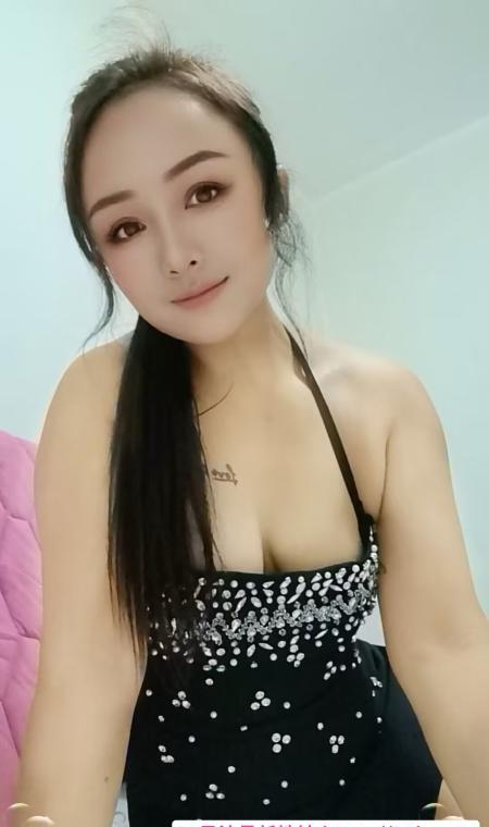少妇骚B大长腿 2