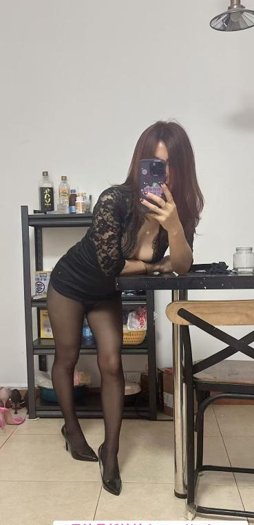 海珠黑丝美熟妇 2