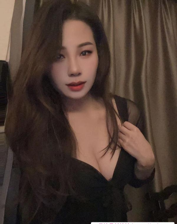 二刷岳家嘴小姐姐 2