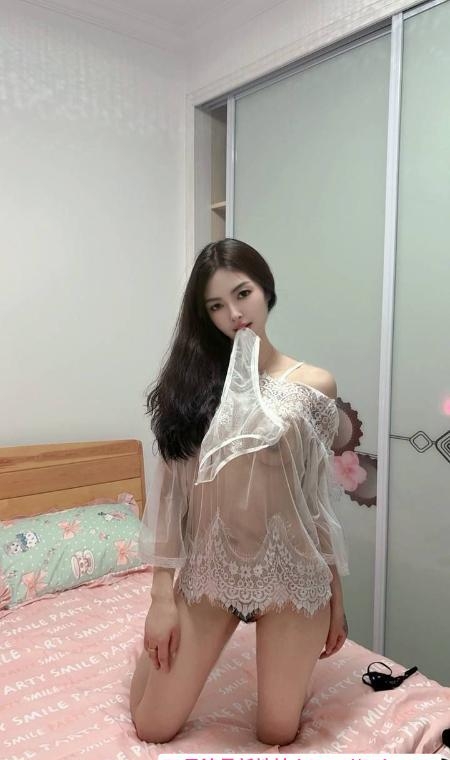 天河美腿丝足诗诗 2