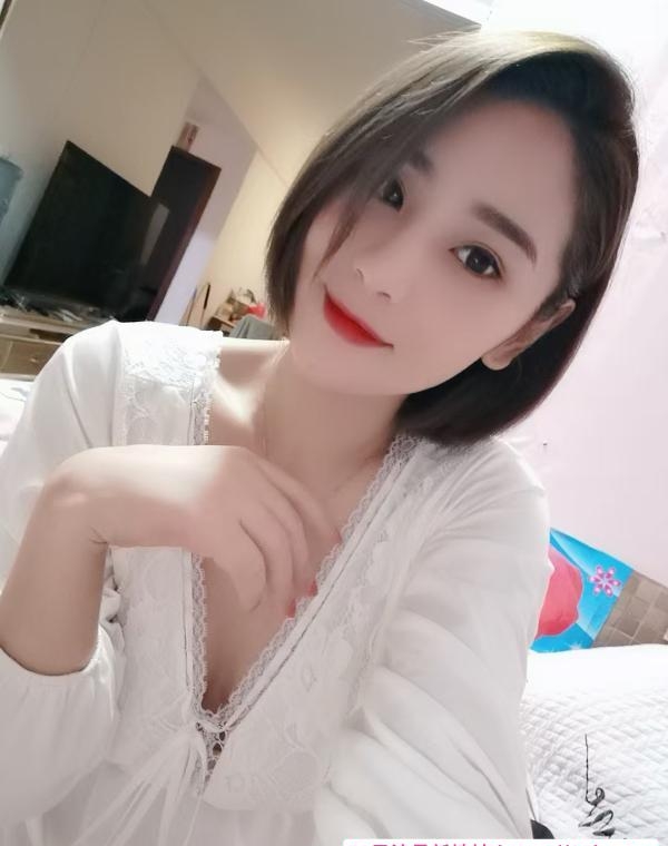 海珠区肥臀短发御姐 2