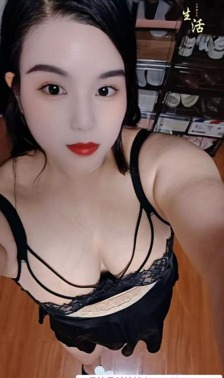 海珠大胸少妇灵灵 2