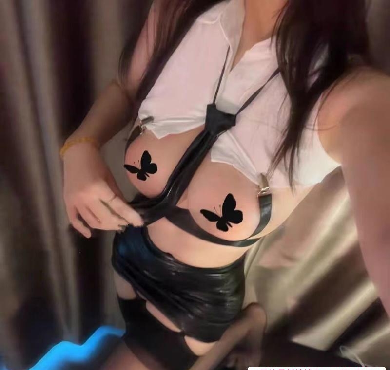 天河丰满风骚丽丽 3