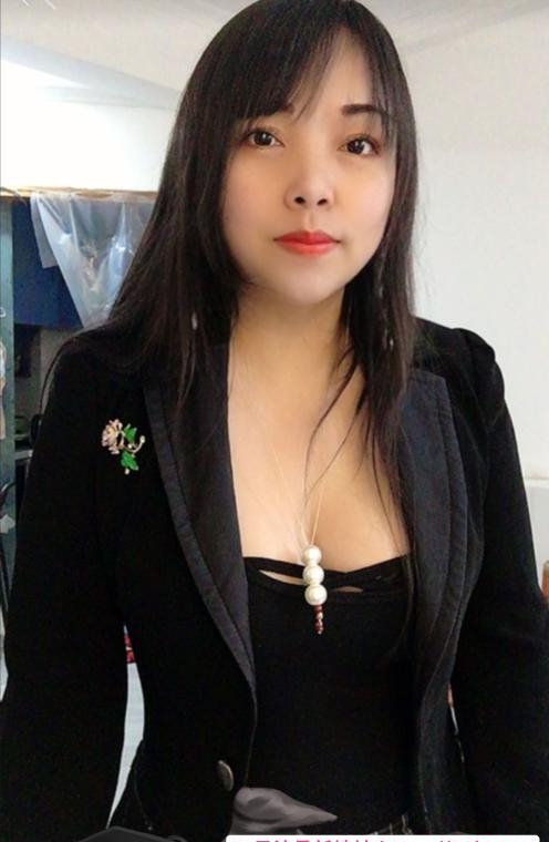 三峡广场小姐姐 4