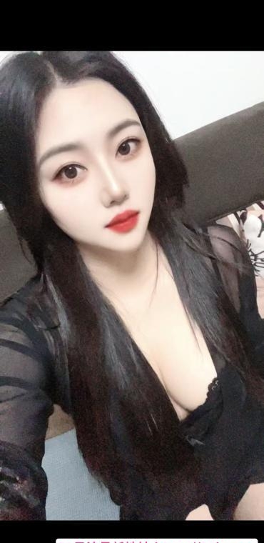 性感胸大小姐姐 4