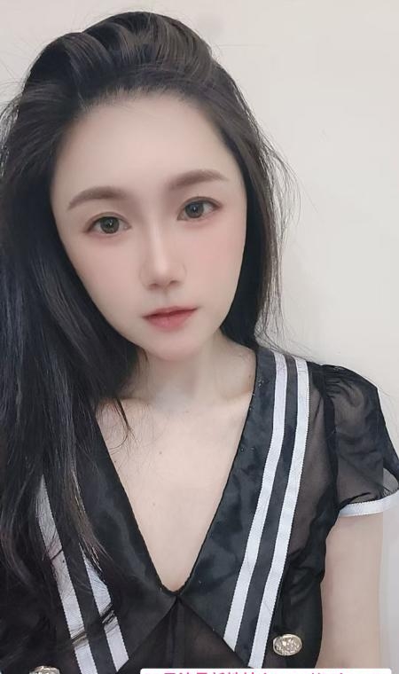 白云苏曼 4