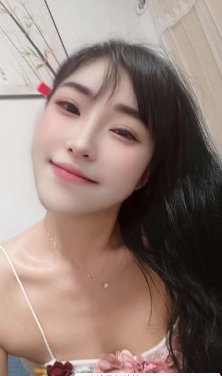 红岭北大胸东北姐姐 1
