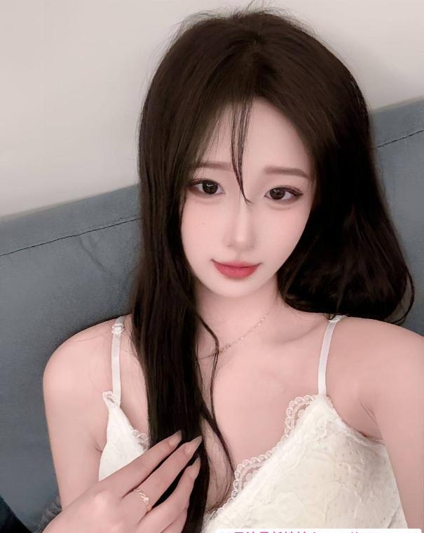 女友感天河小糯米 1