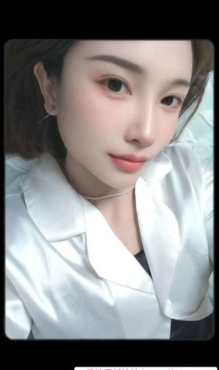 骨感的撩人美女 1