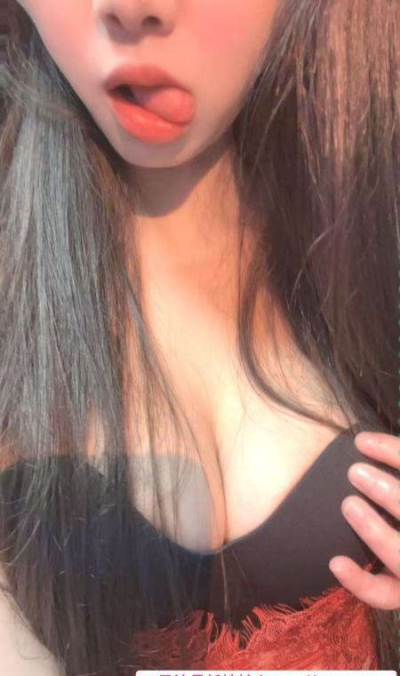 上城巨骚明媚儿 1