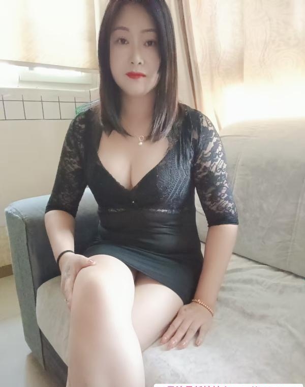 沙坪坝少妇妖精 1