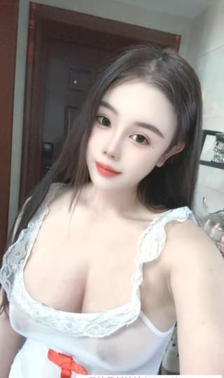 大胸水床妹儿