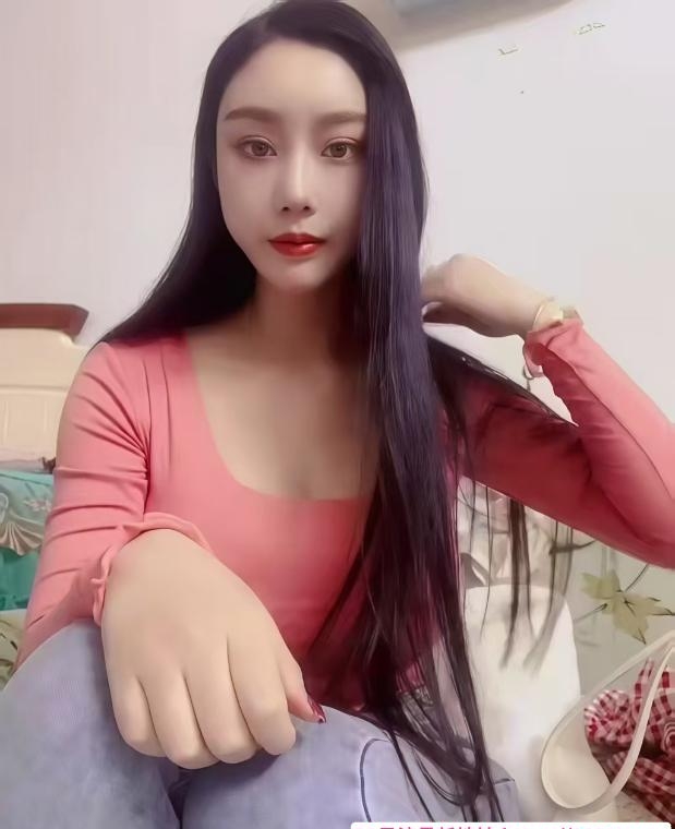 南开奥城个人大胸妹 1