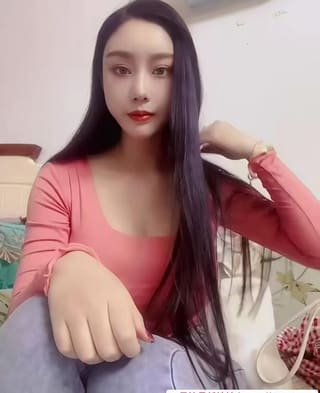 南开奥城个人大胸妹
