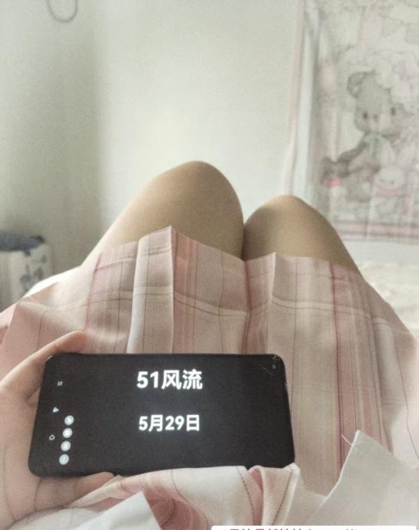 大臀嫩妹爽歪歪 1