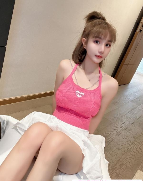 肤白貌美颜值梦梦 1