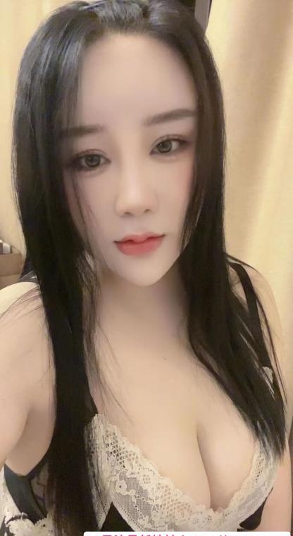 二刷大胸瑜伽苹果姐姐 1