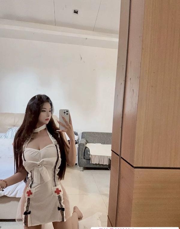 广州赵星儿可蛇吻 1
