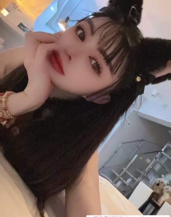 汉口蓝齐儿 1