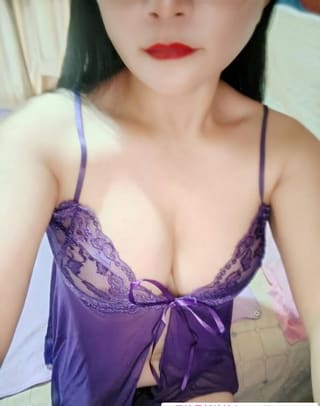 特大胸泻火少妇