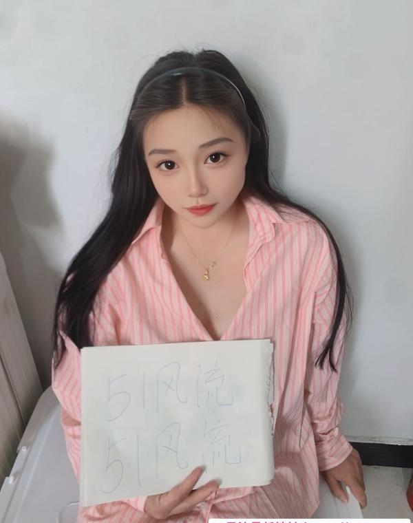 河东月月小骚妹 1