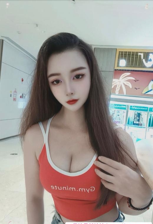 梅花园菲菲 1