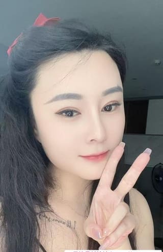 黑长直御姐静静