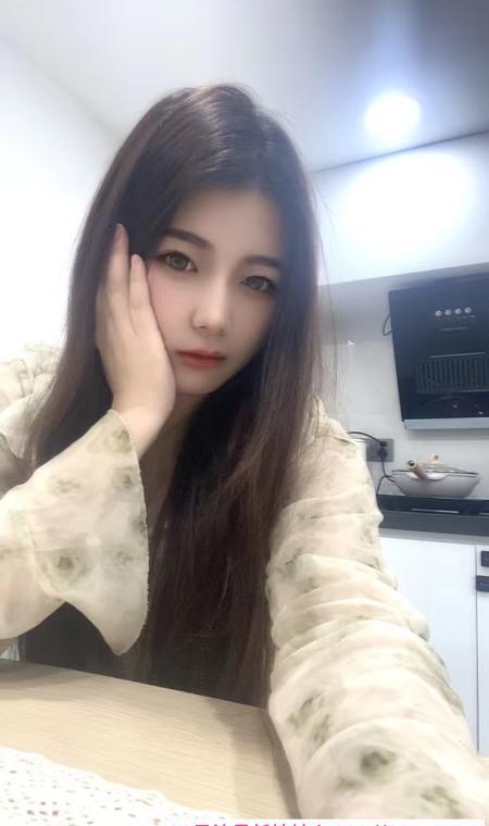 肥臀妹子懒懒 1