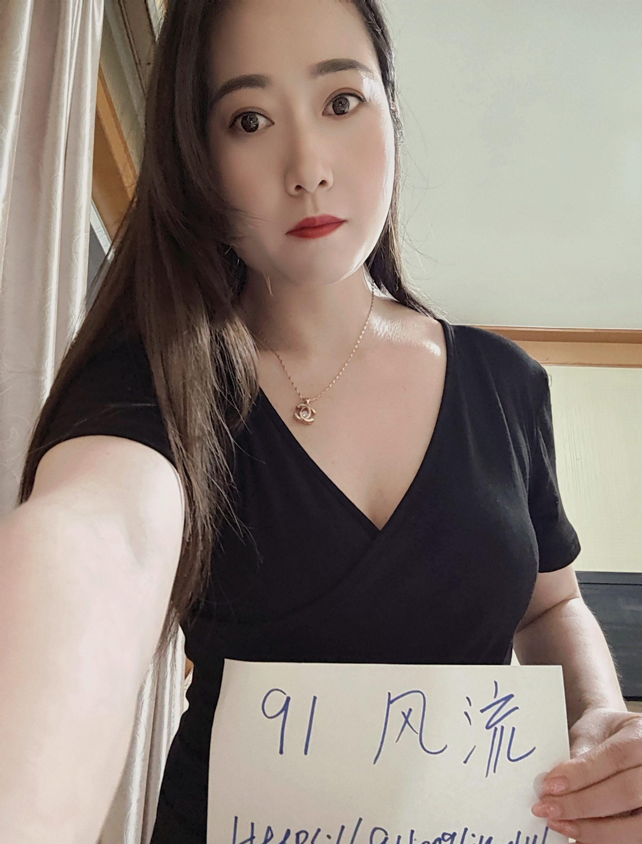 浦东新区优雅小妮 1
