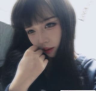 19岁颜值高小猫超好
