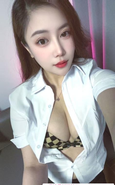 白云性感御姐萱萱 2