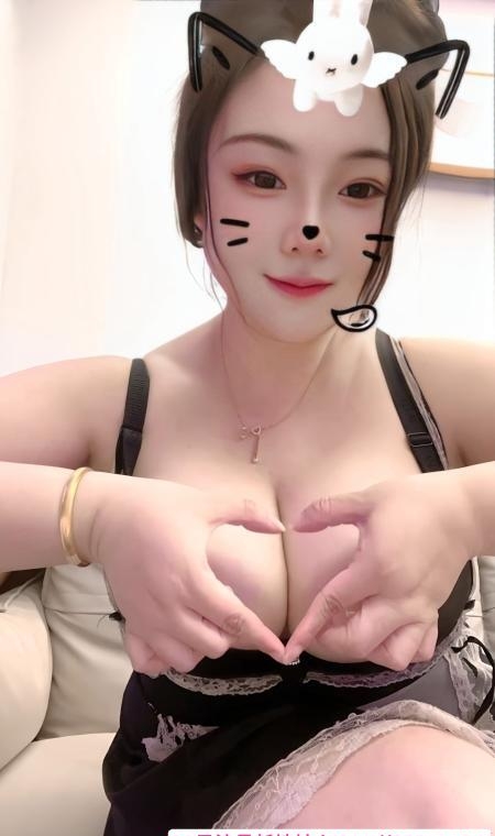 巨乳小坦克泡泡 2