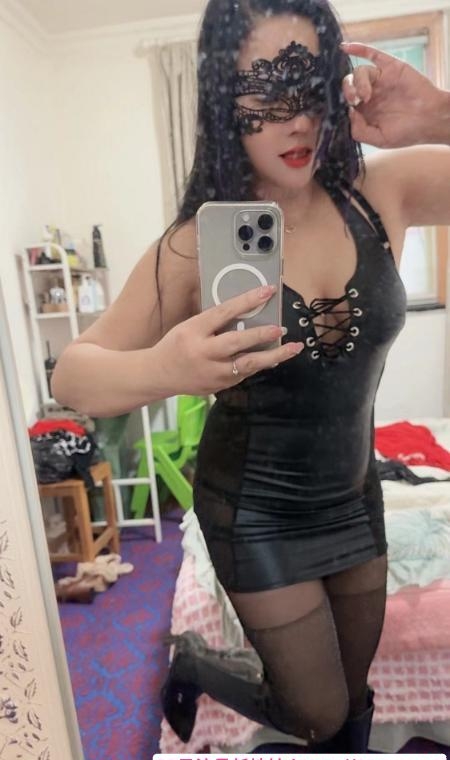 长宁自聊肉臀淫妻 2