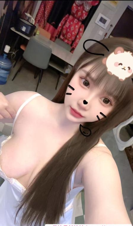 拱墅区大胸馒头逼 2