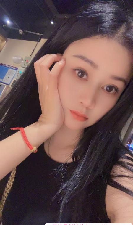 白嫩泡芙妹妹 2