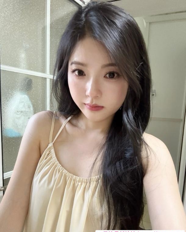 性感甜美李哈哈 2
