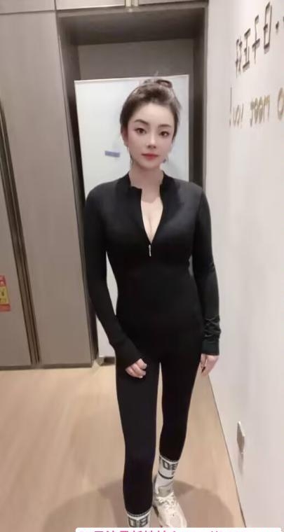 会夹逼的少妇 2