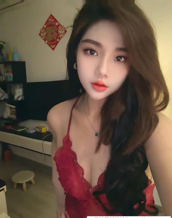 大胸颜值女友 2