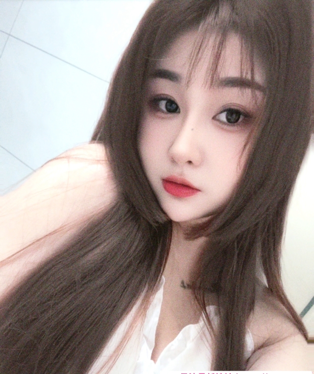 肉感肥臀小骚b 2
