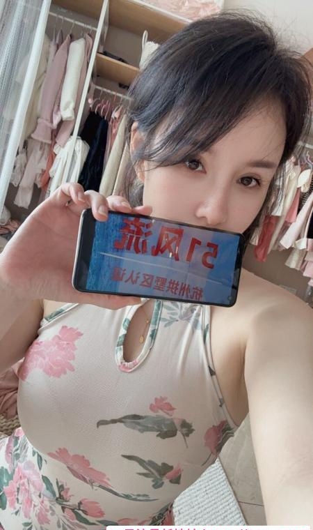 风骚大奶女王妮妮 2