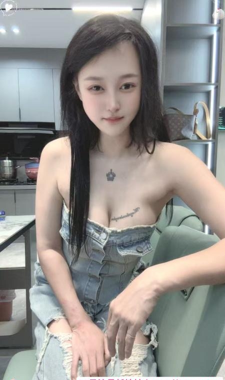 体验白云雨菲 2