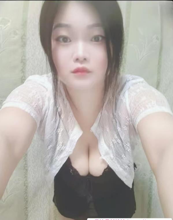 光谷小姐姐价格美丽 2