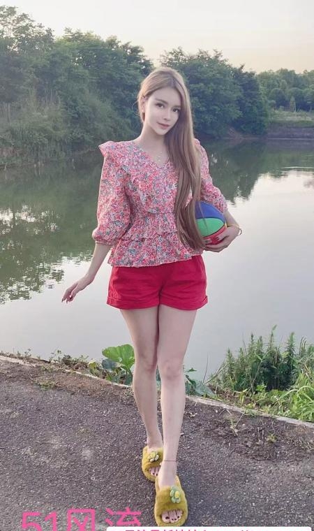 洪山御姐允儿 2