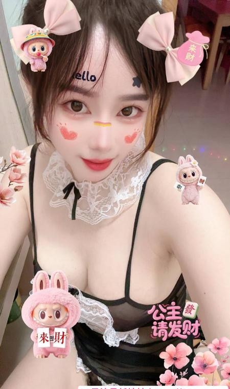 二战白嫩大奶小甜心 2
