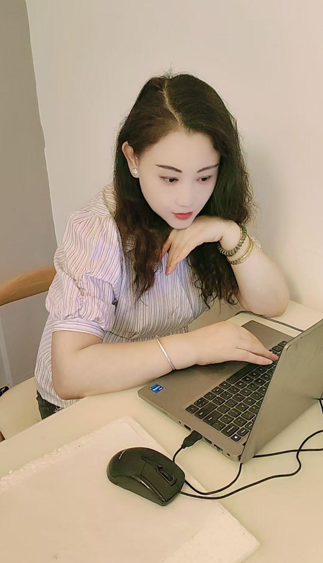 D奶服务型小嘟嘟玉儿 2