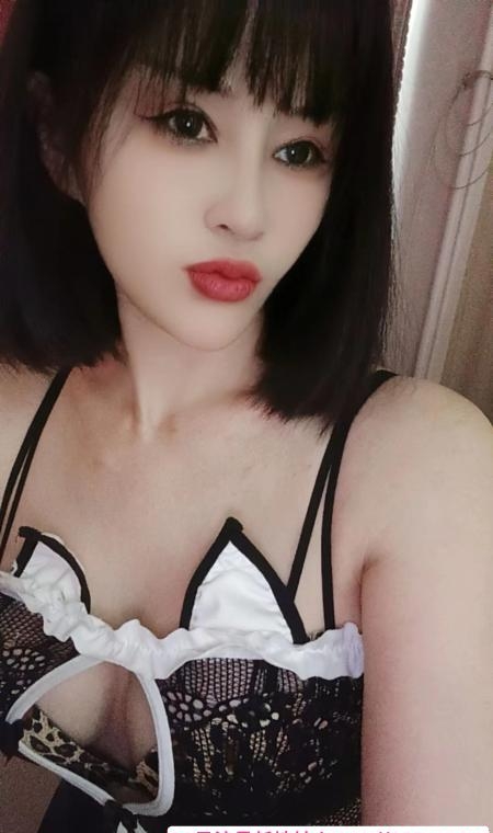 整容脸苗条姐姐 2