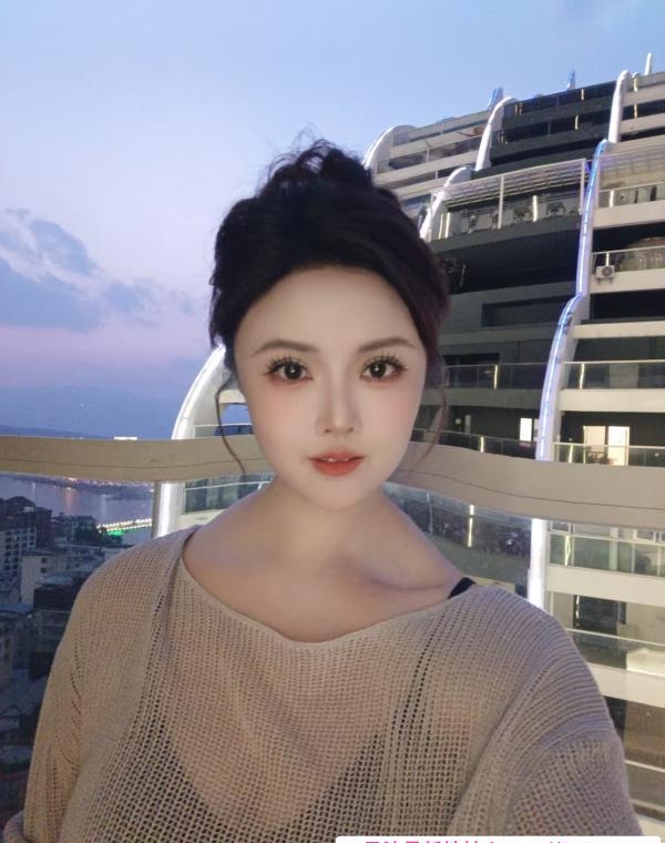 宝安颜值李一桐 3
